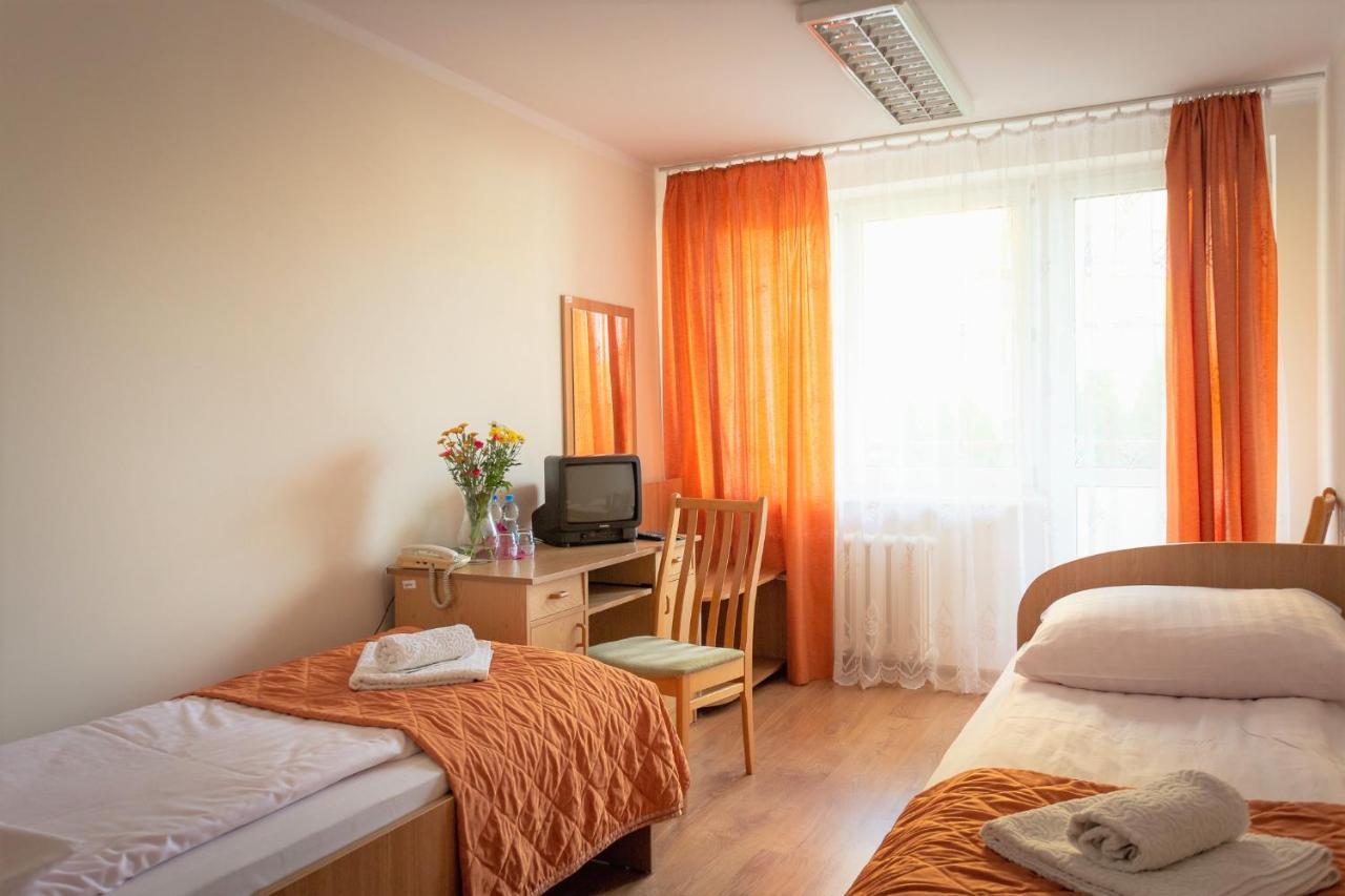 Hotel Sybilla Пулави Екстер'єр фото