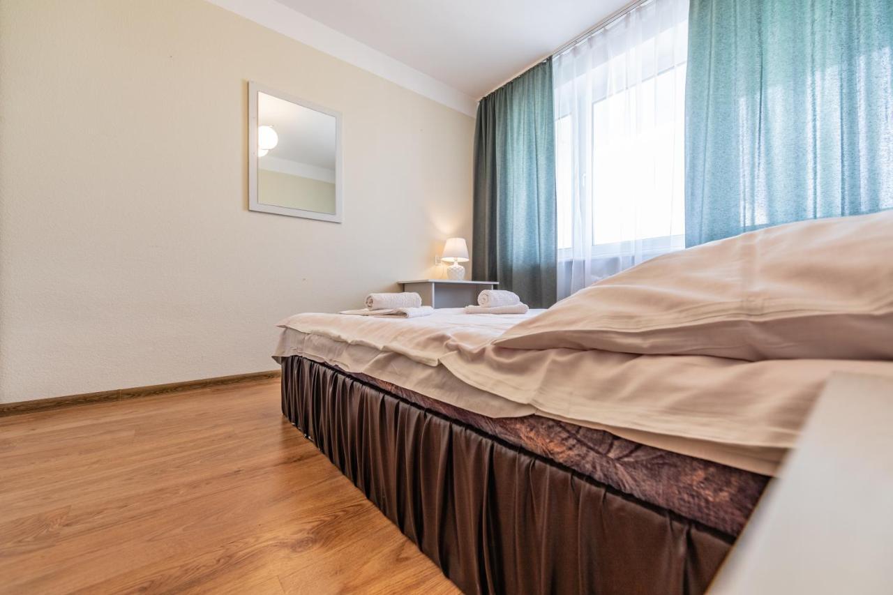 Hotel Sybilla Пулави Екстер'єр фото